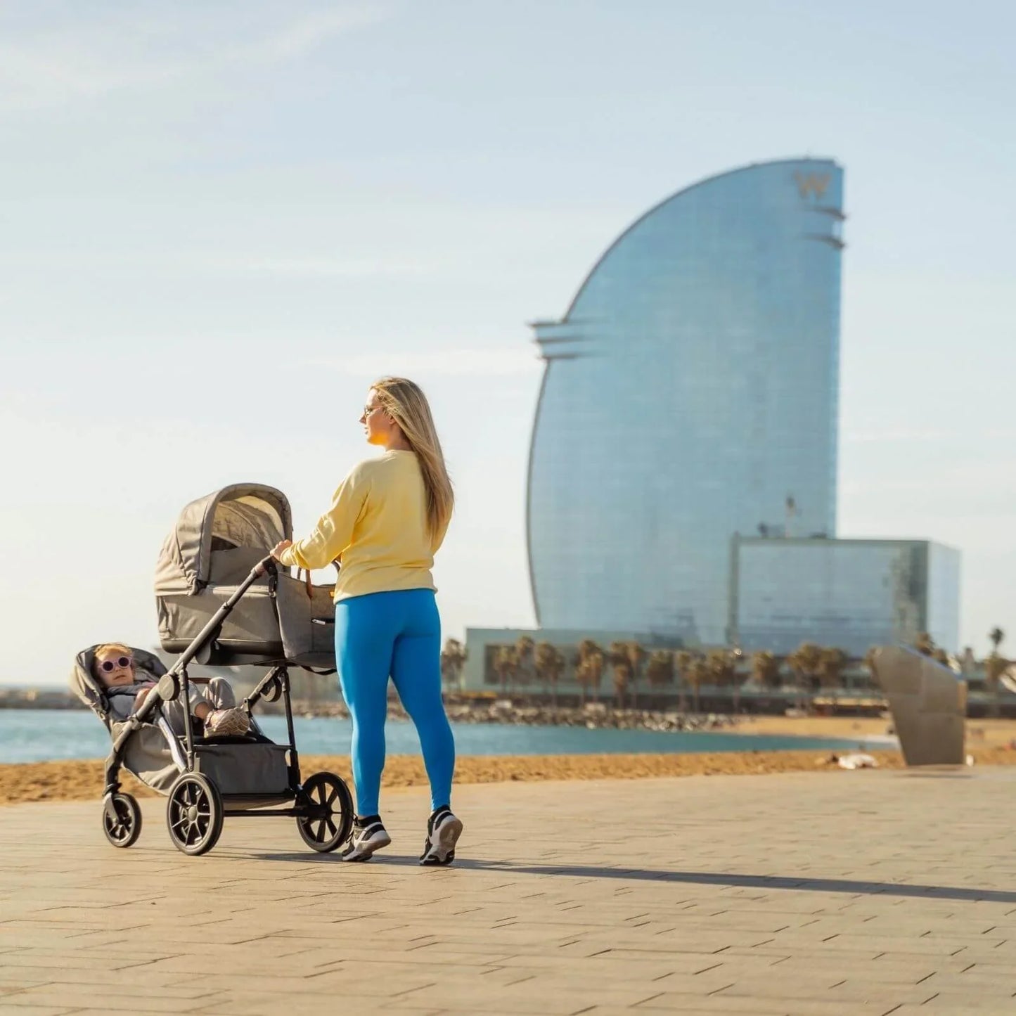 Mee-Go Uno Plus 2-in-1 Pushchair & Pram - Grey/Chrome