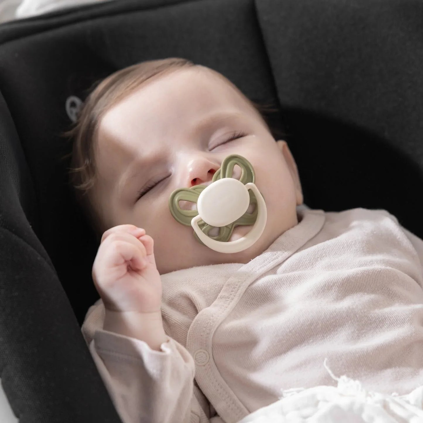 Mooma Clown & Butterfly Soothers 6-18 months Pack of 2 - Light Orange & River Green