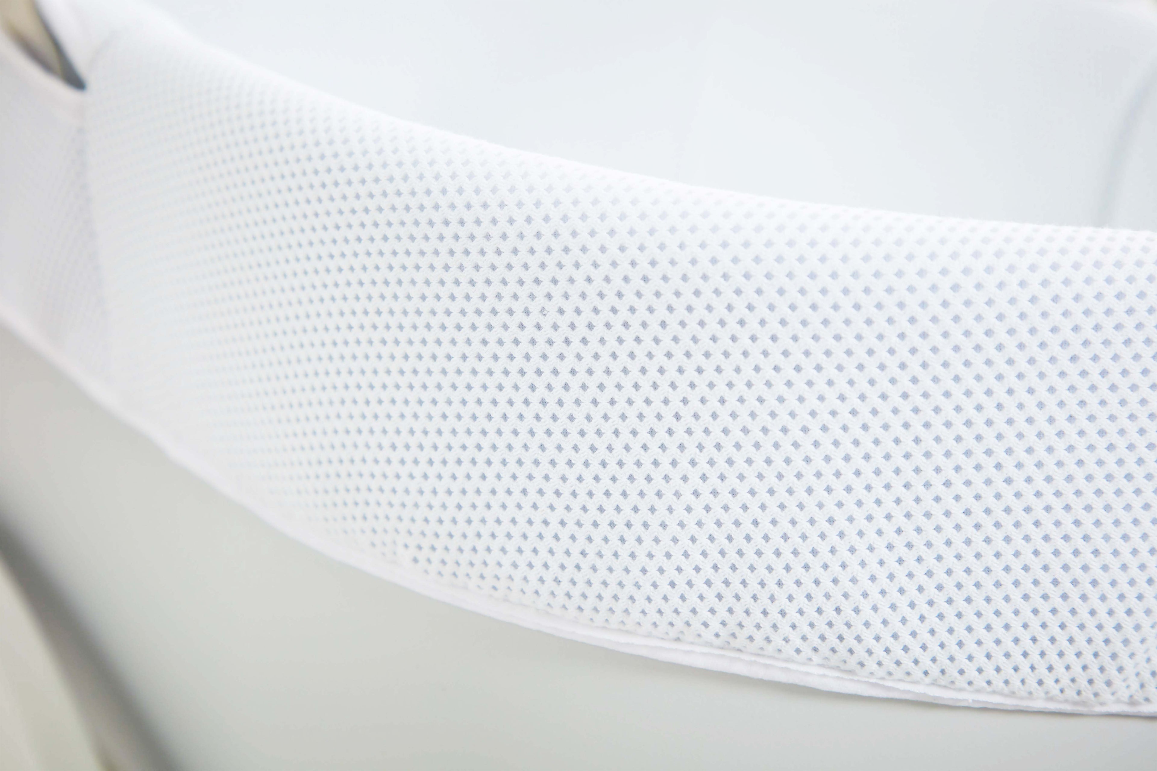 Shnuggle Dreami Baby Sleeper (Pebble Grey Base)