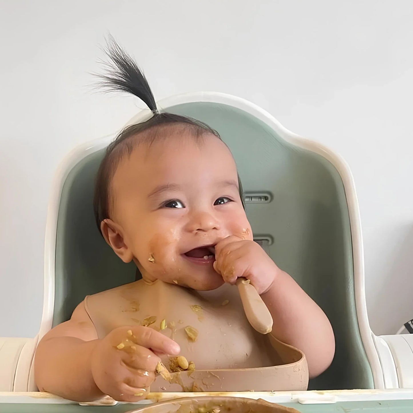 BLW Essentials Silicone Bib - Dusty Rose