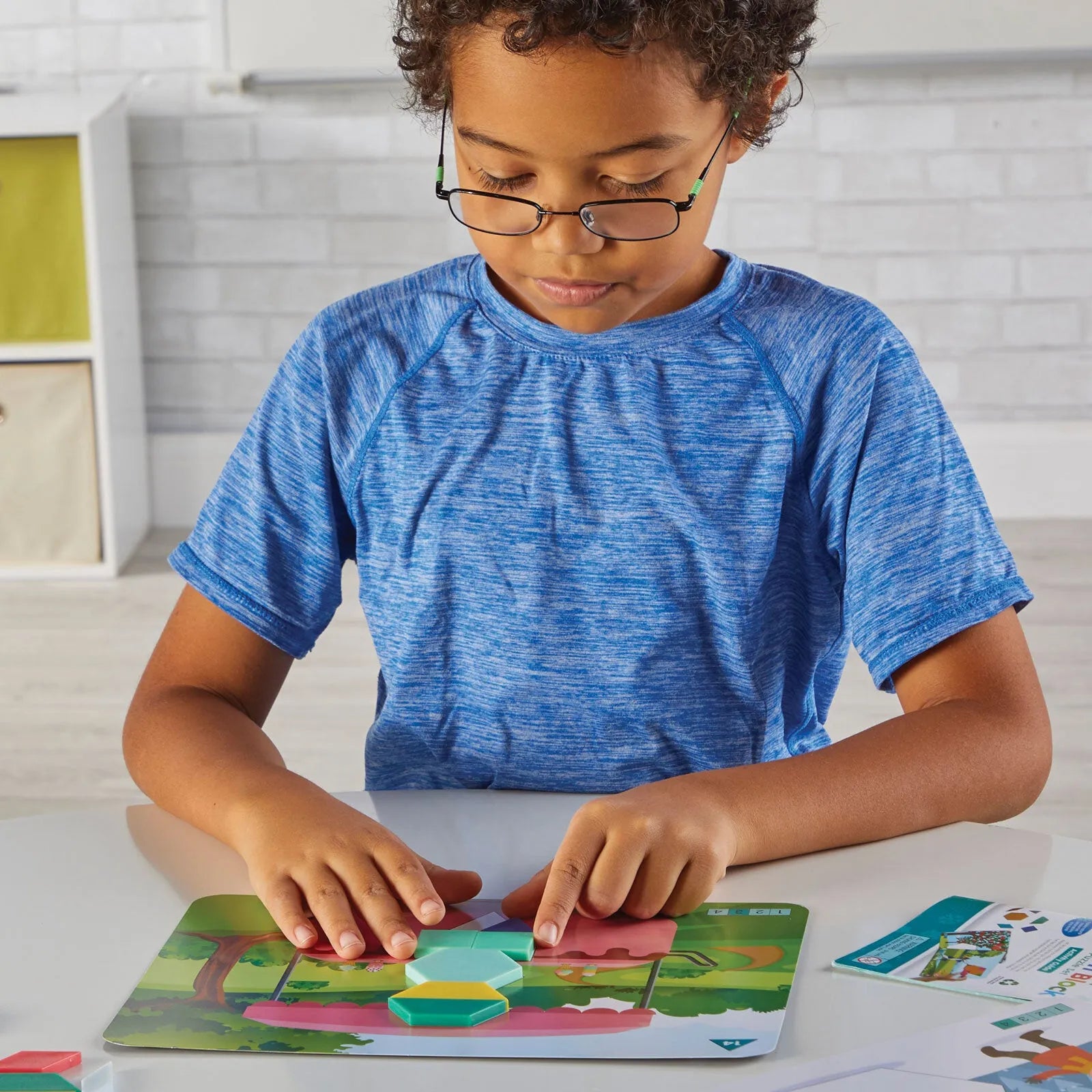 hand2Mind  Seasons & Weather Pattern Block Puzzle Set