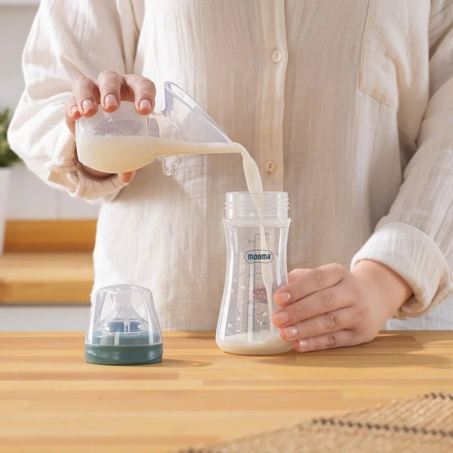 Mooma Kindy Silicone Breast Pump