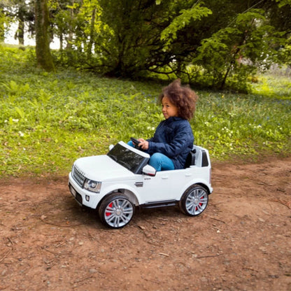 Xootz Land Rover Discovery 12V Ride On Lithium - White