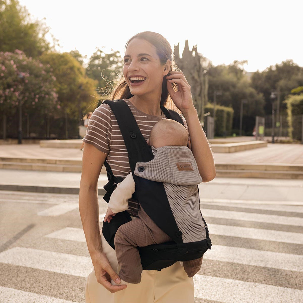 Revolution 3-in-1 Convertible Baby Carrier and Hip Seat, 0-22kg 0-5 Years