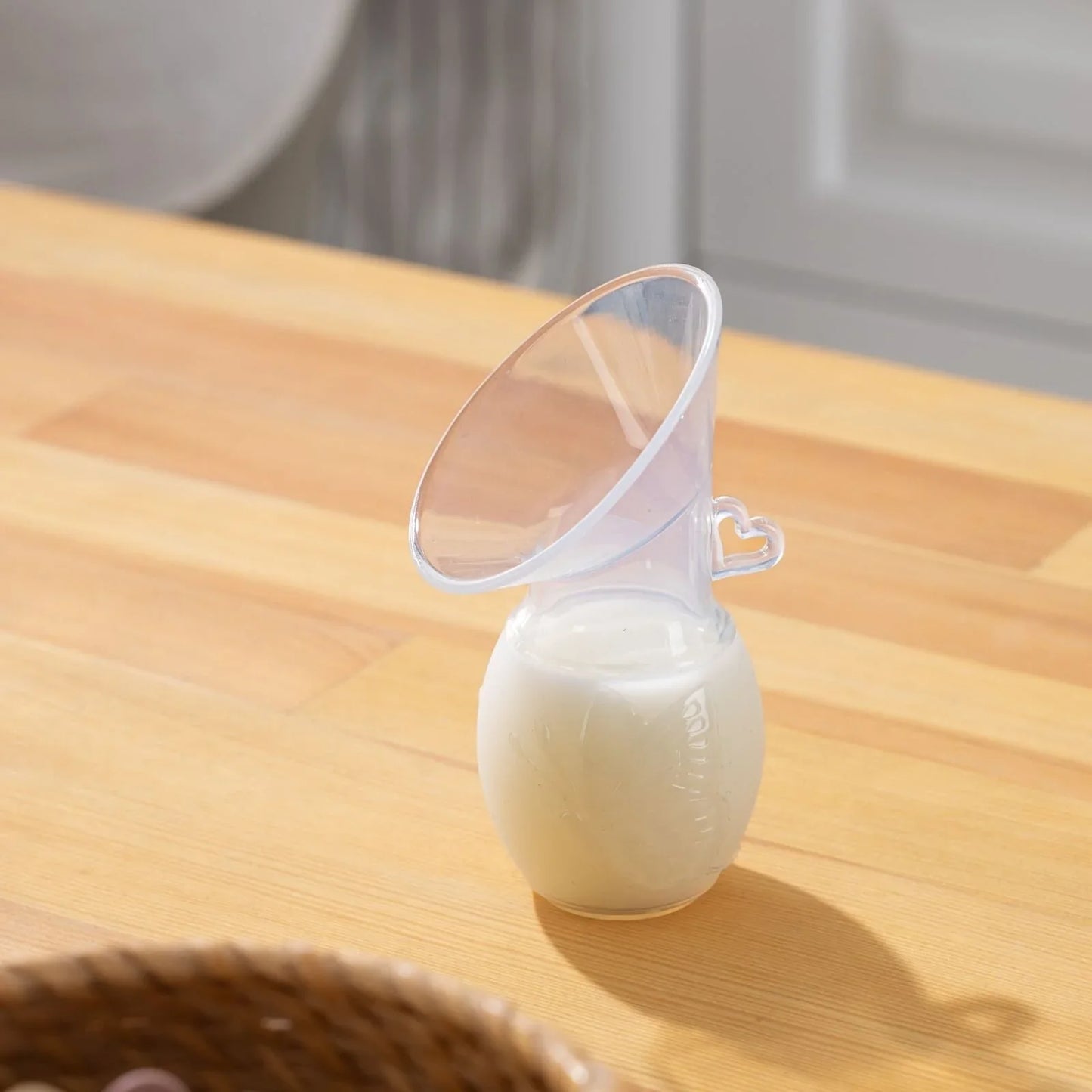 Mooma Kindy Silicone Breast Pump