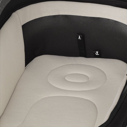 Jané Newel 10-Piece Travel System with Koos i-Size & Isofix Base