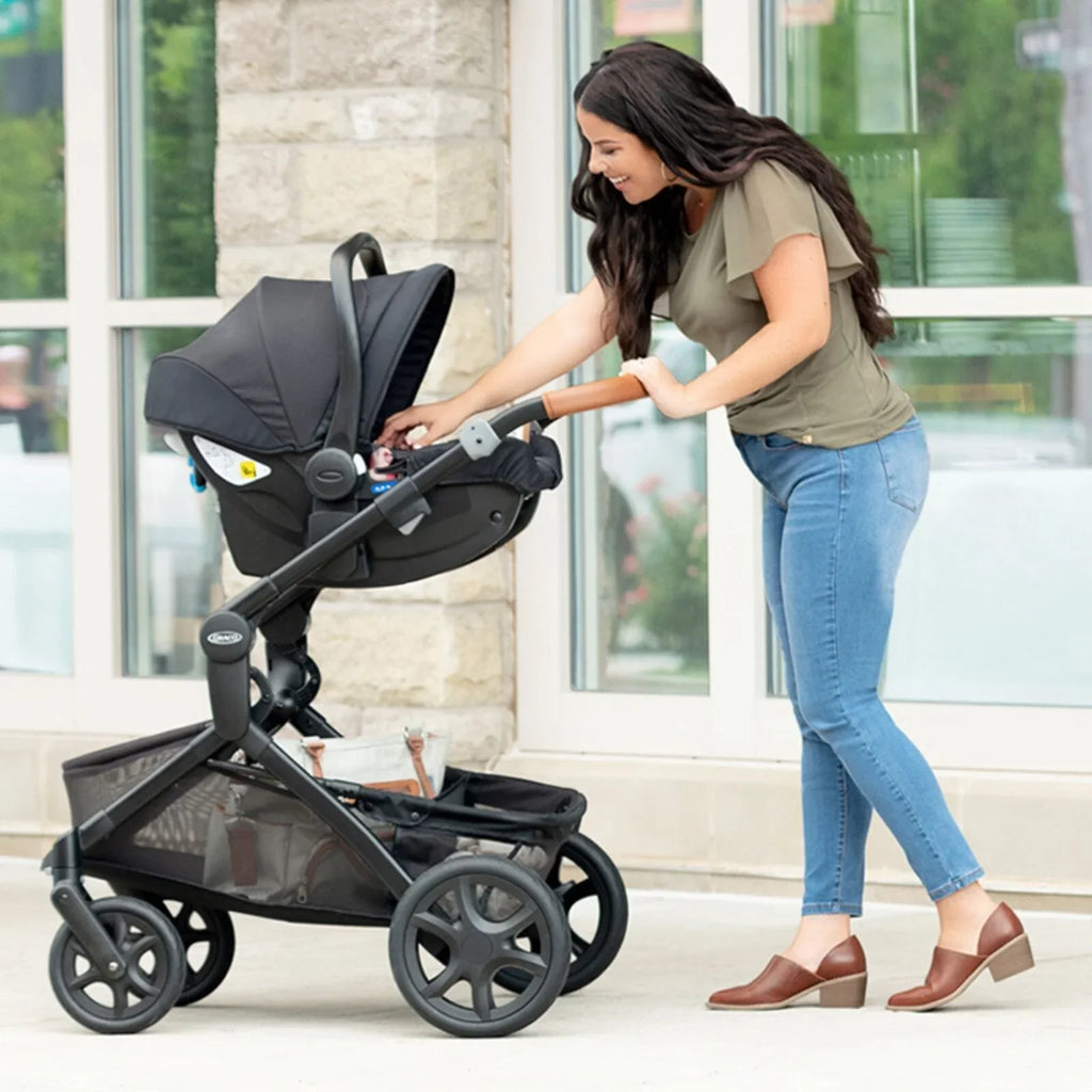 Graco SnugEssentials i-Size R129 Infant Car Seat - Midnight Black
