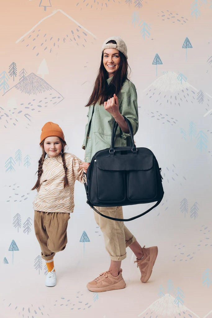 Bizzi Growin Baby Travel Crib and Changing Bag POD ® - Vegan Leather