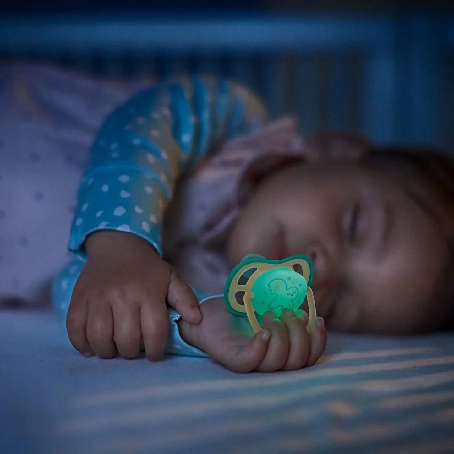 Philips Avent Ultra Air Night Soother 0-6 months Pack of 2