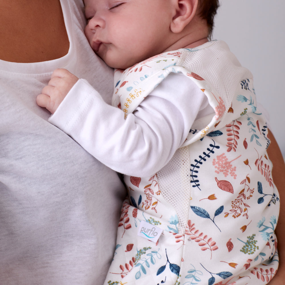 Purflo Swaddle To Sleep 2.5 Tog Sleeping Bag [0-4M] - (Available in Botanical/Grey/Nutmeg Design)