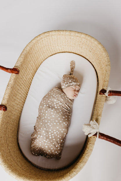 Copper Pearl Top Knot Hat Fawn 0-4m