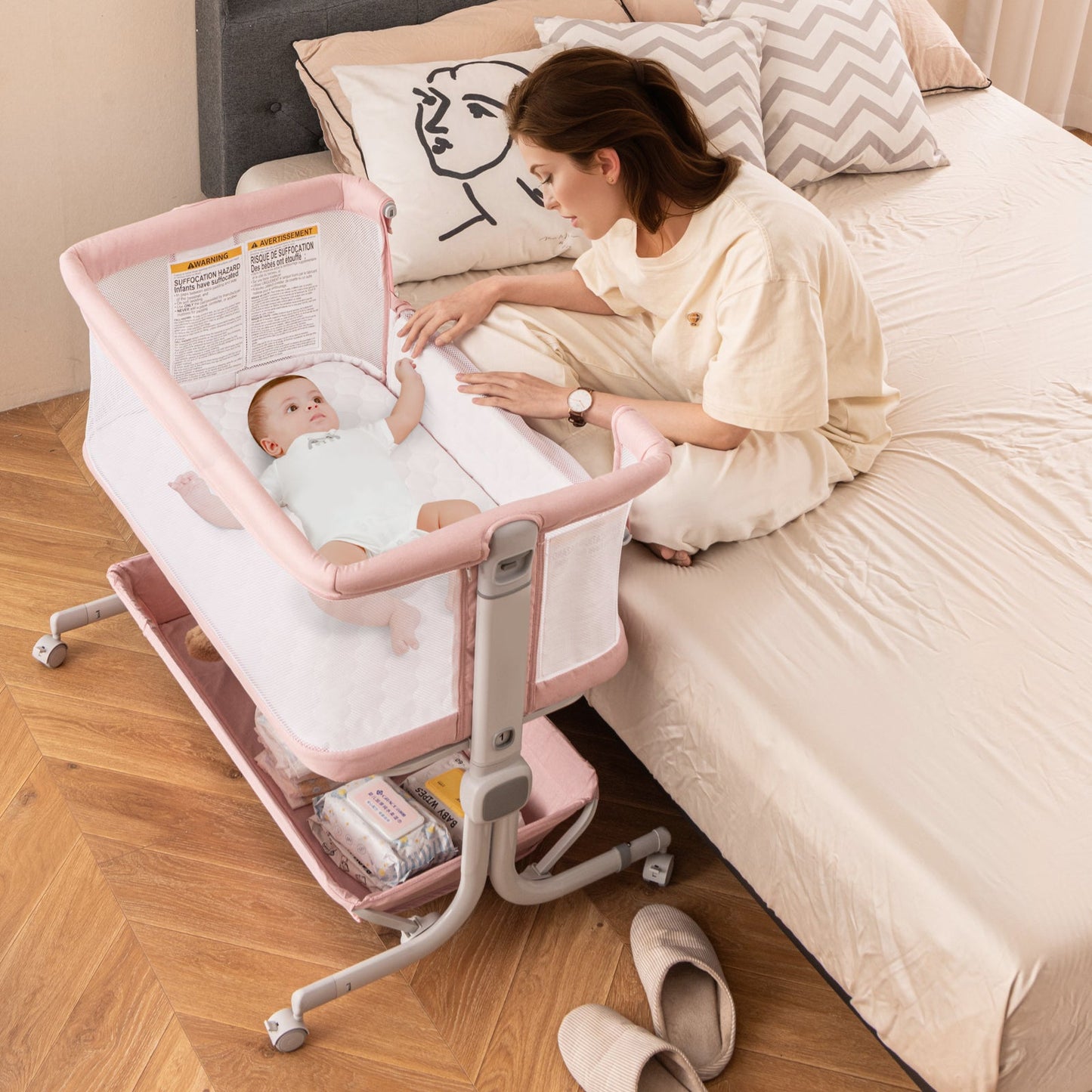 Baby Bassinet Bedside Sleeper with 6-Level Adjustable Height and Storage Shelf-Beige