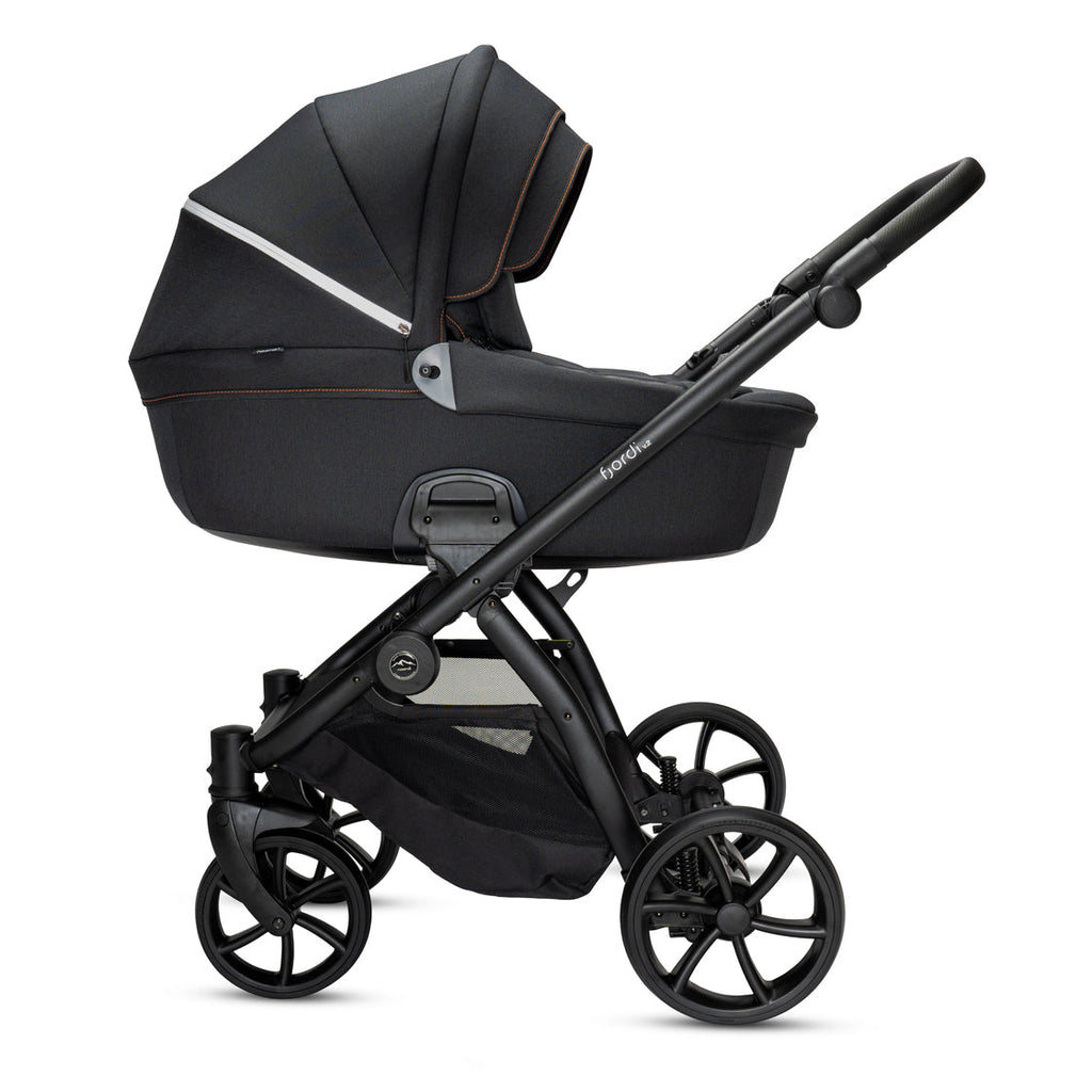 Noordi Fjordi V2 3in1 with Joie i-Snug 2 Car Seat