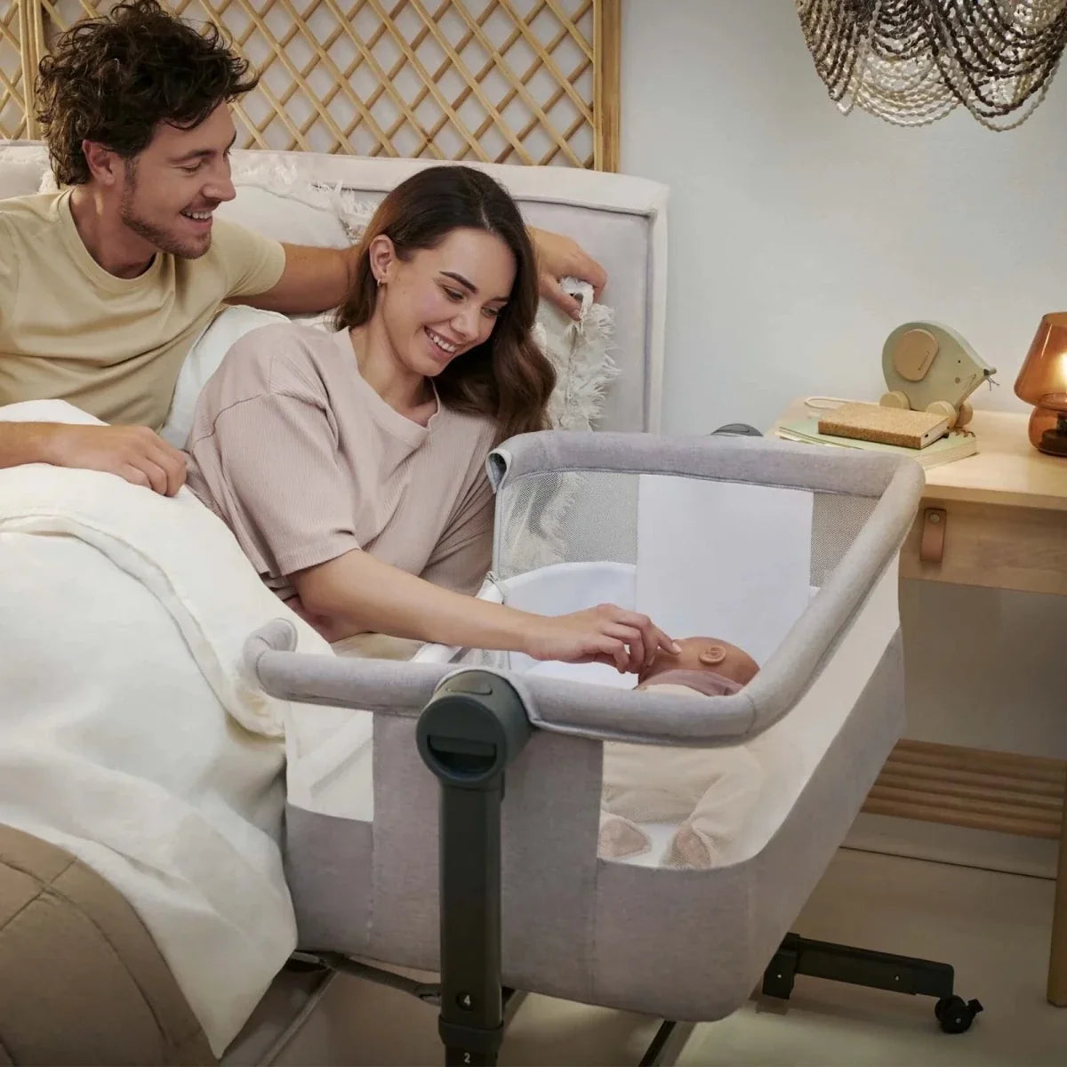 Kinderkraft Nestee Up 2 Bedside Crib - Full Light Grey