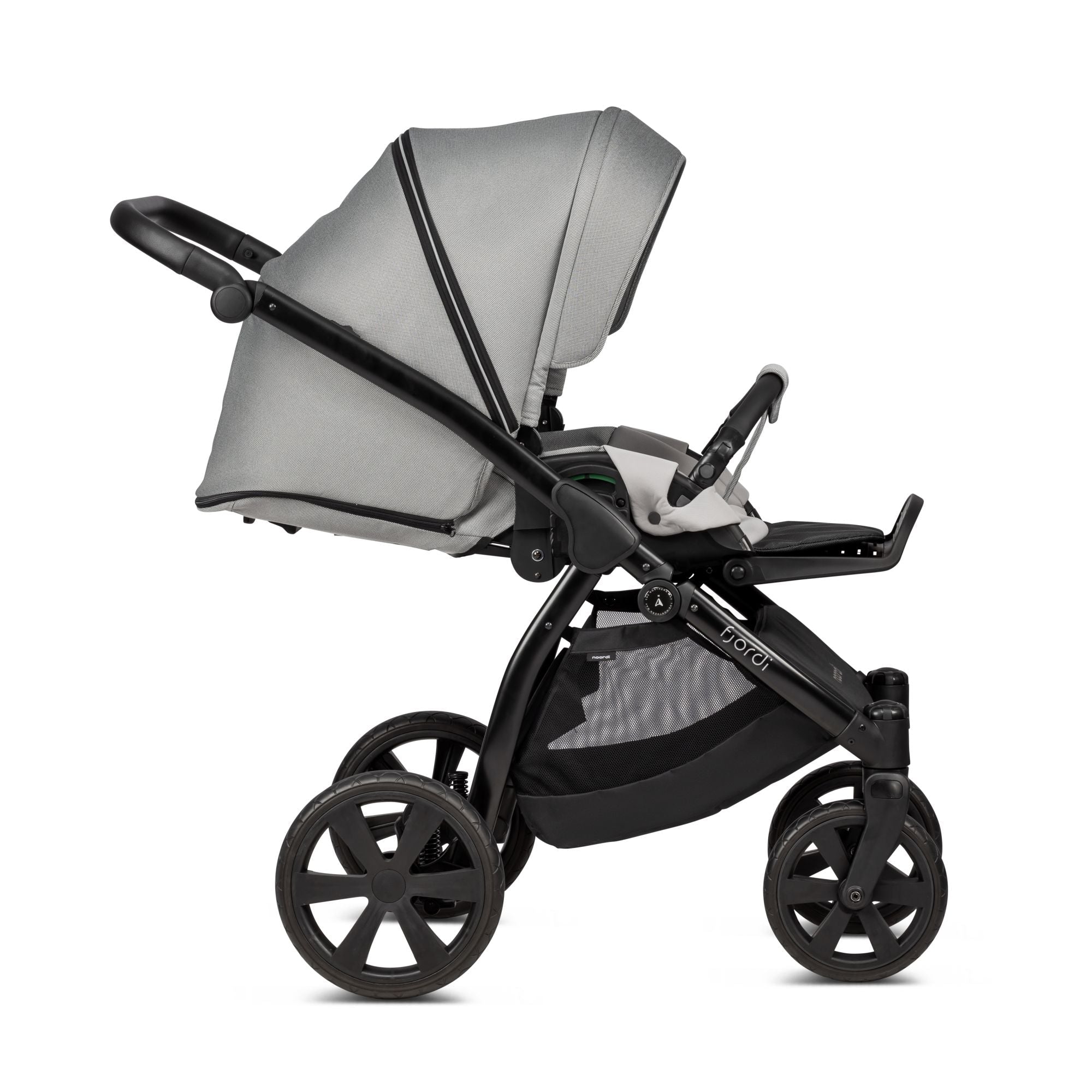 Noordi Fjordi V1 3in1 with Joie i-Snug 2 Car Seat, Grey