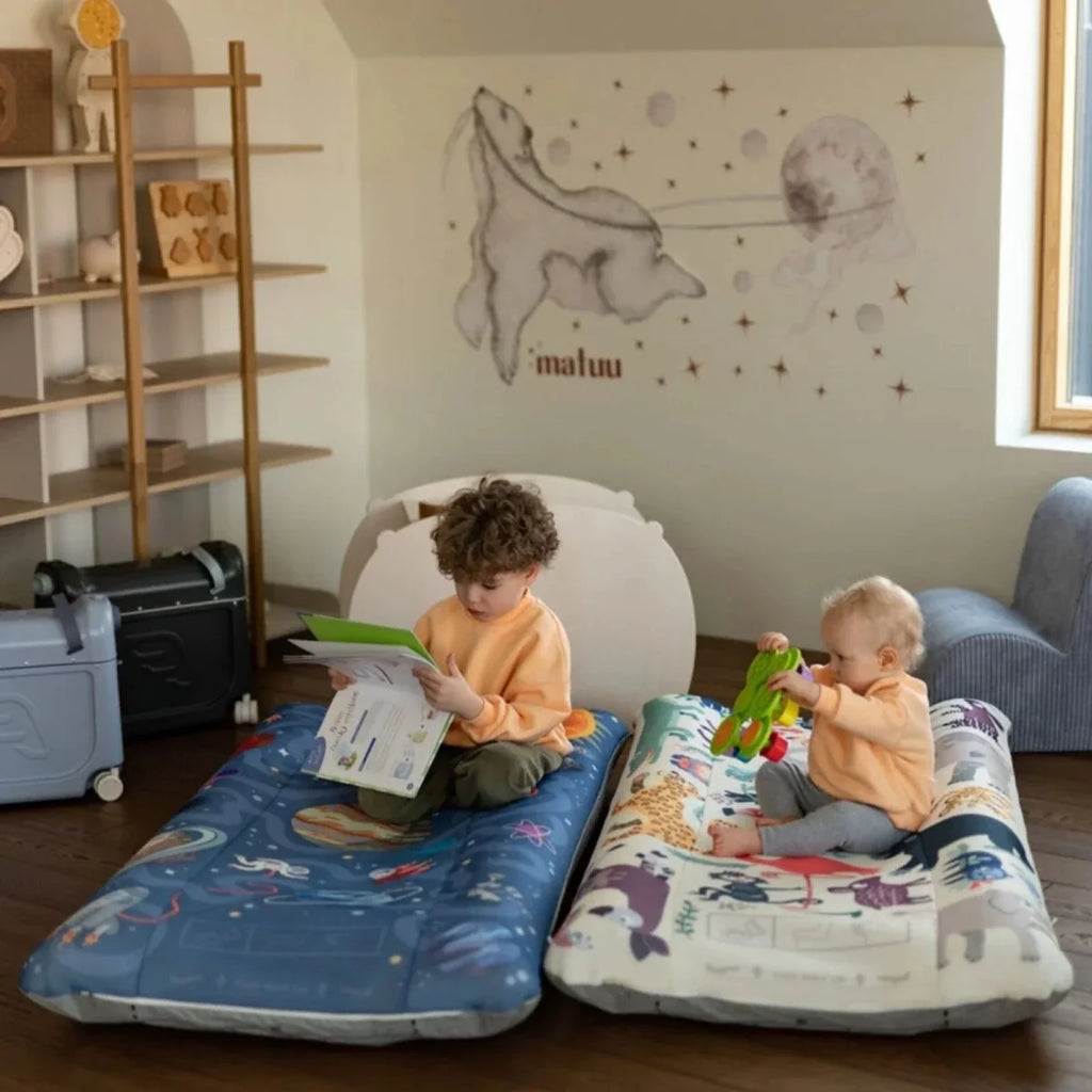 Stokke Jetkids CloudSleeper Travel Bed - Animal Family