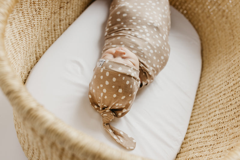 Copper Pearl Top Knot Hat Fawn 0-4m