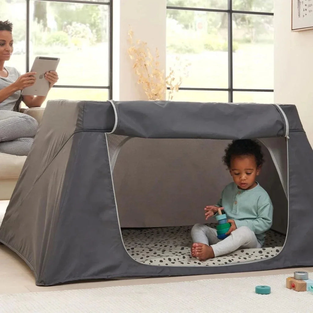 Tutti Bambini CoZee Go Day & Night Bundle - Scandinavian Walnut/Ecru
