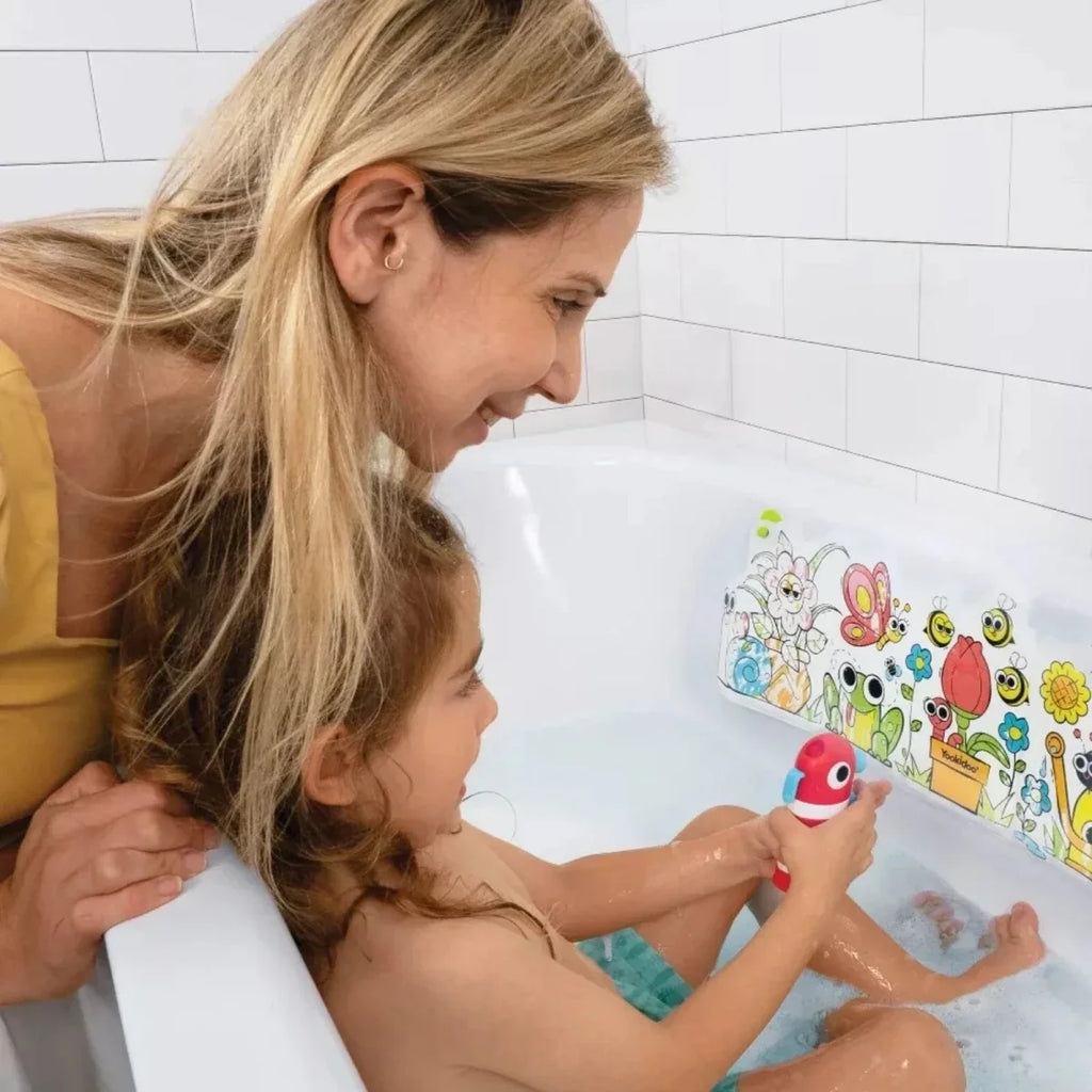 Yookidoo Spray 'N' Roll Magic Bath Book