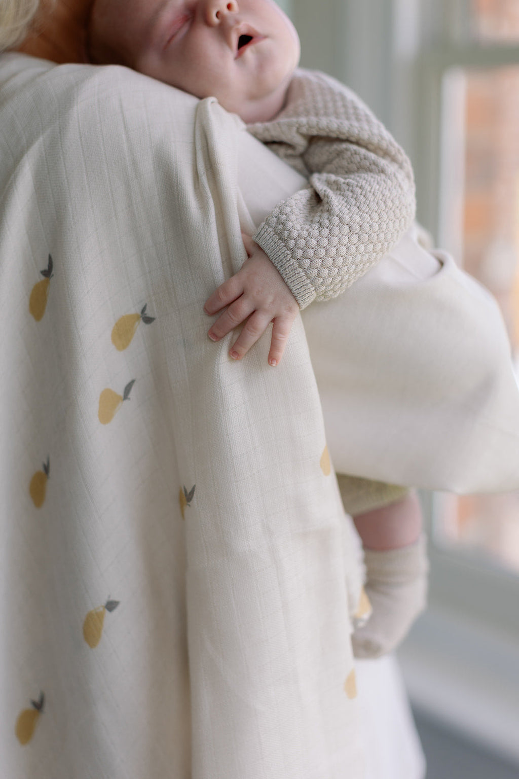 Pears Large Swaddle Muslin