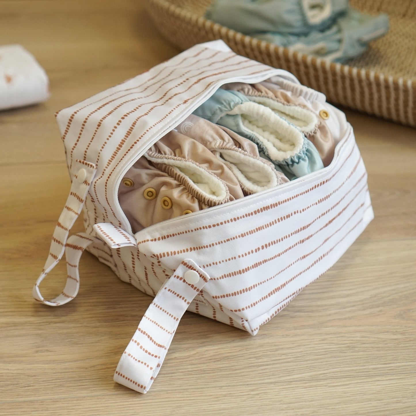 Cloth Nappy Pod - Dune White with Tan