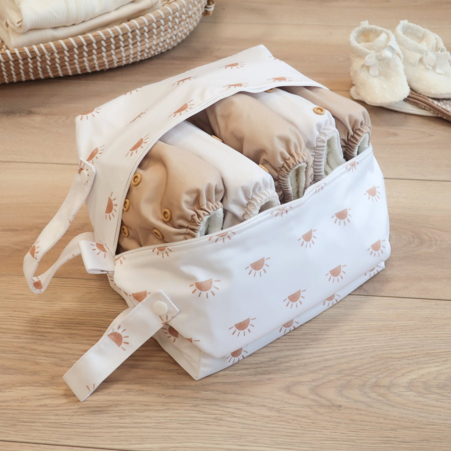 Cloth Nappy Pod - Sunnies White with Camel