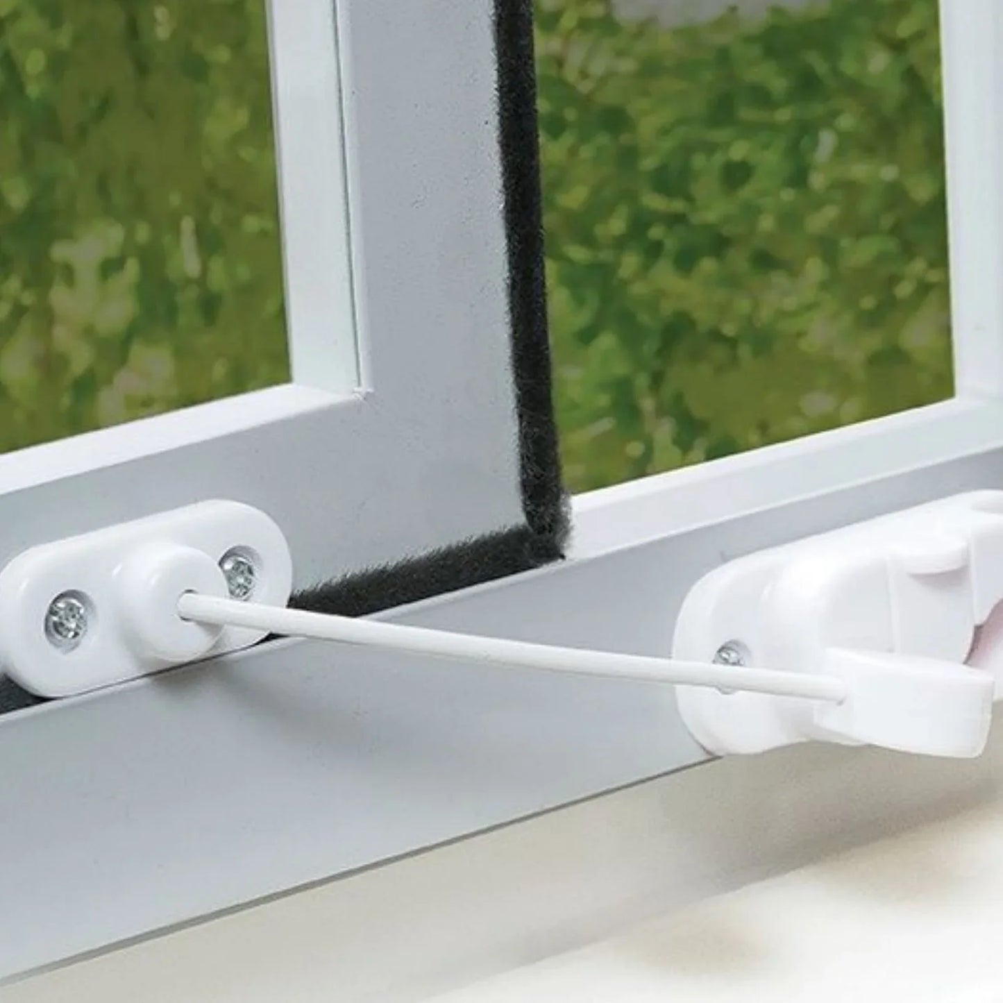 Dreambaby Breezz-Guard Keyless Window Restrictor