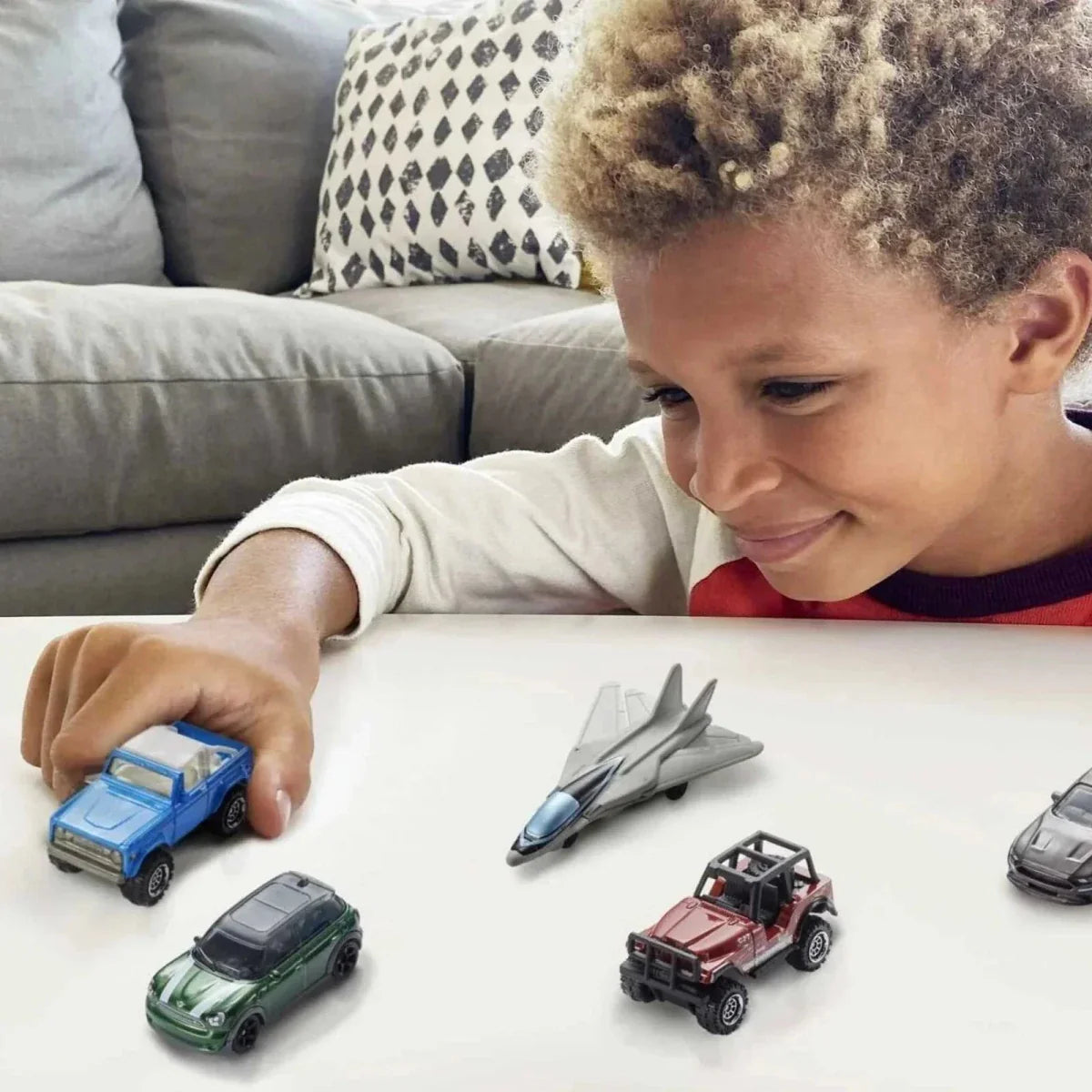 Matchbox 1:64 Scale Basic Cars 5 pcs Assorted