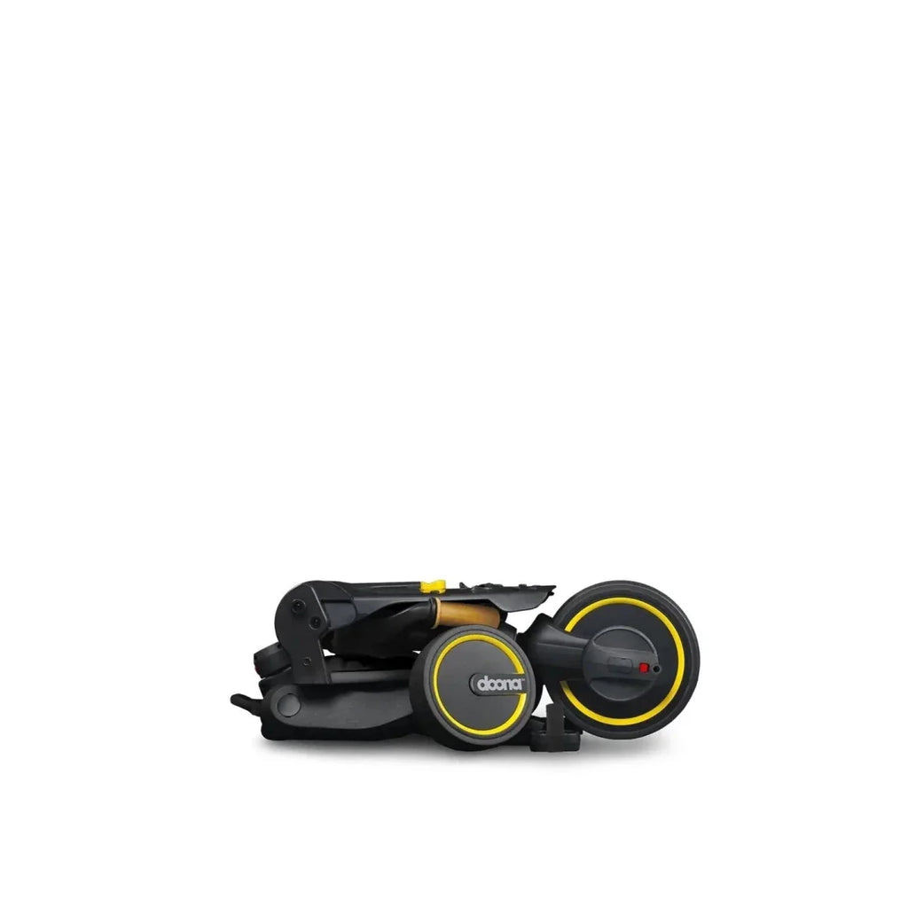 Doona Liki S5 Trike - Nitro Black