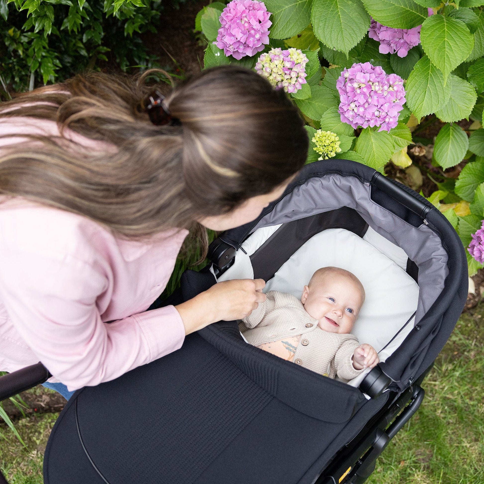Joie Finiti Flex Grow Ready Bundle in Eclipse