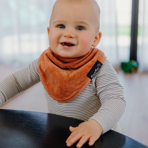 Mum 2 Mum Bandana Style Wonder Bib - White